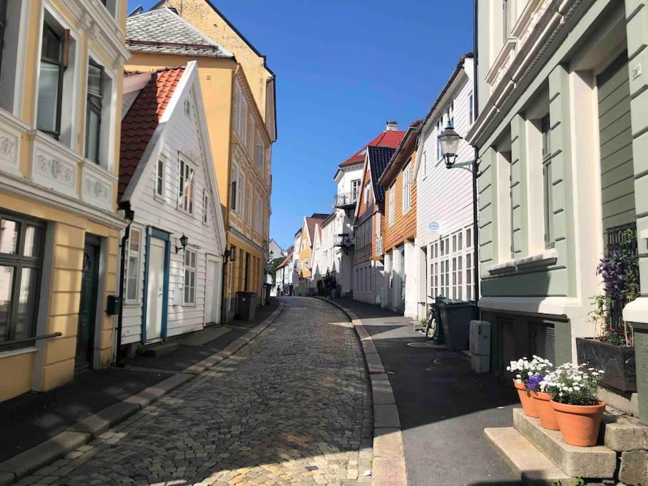 3 Bedroom - Perfect Location - Harbour-train-bus-citycenter Appartement Bergen