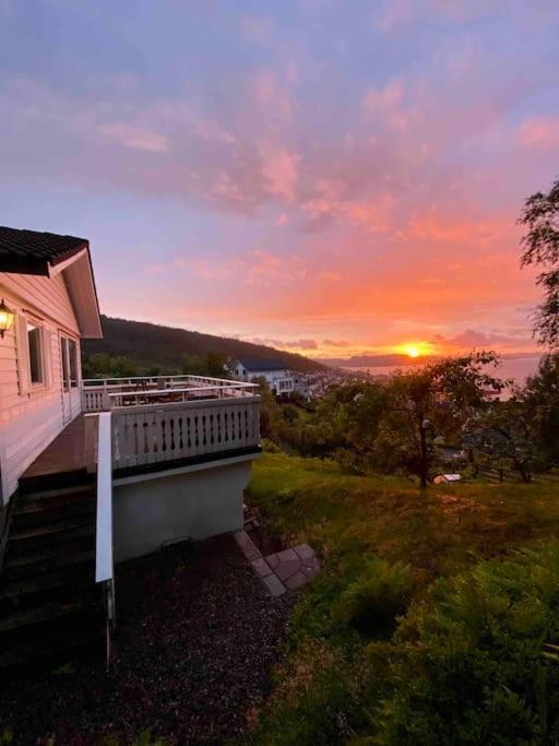 Spacious With View - 5br - Free Parking - Great Wi-fi * Bergen