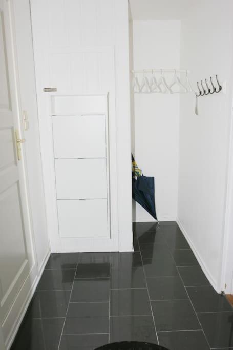 3 Bedroom - Perfect Location - Harbour-train-bus-citycenter *