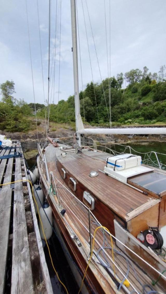 Botel Sailing Yachts - No Shower *