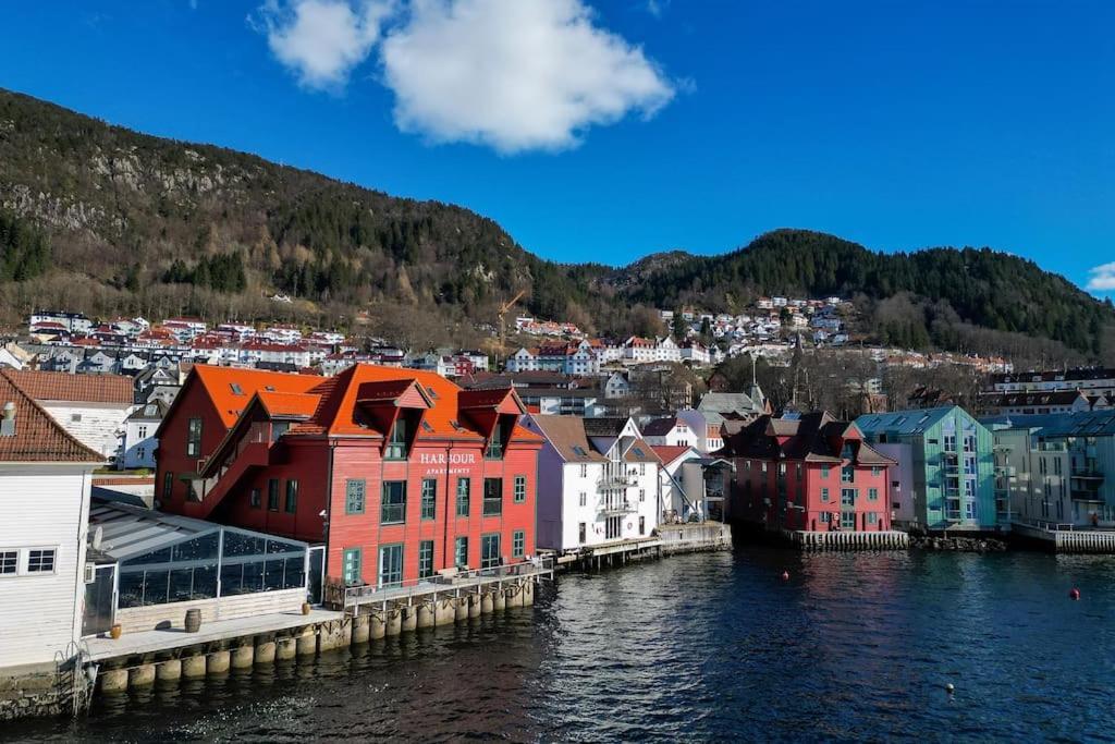 Seafront Apt. With Elevator And French Balcony Bergen