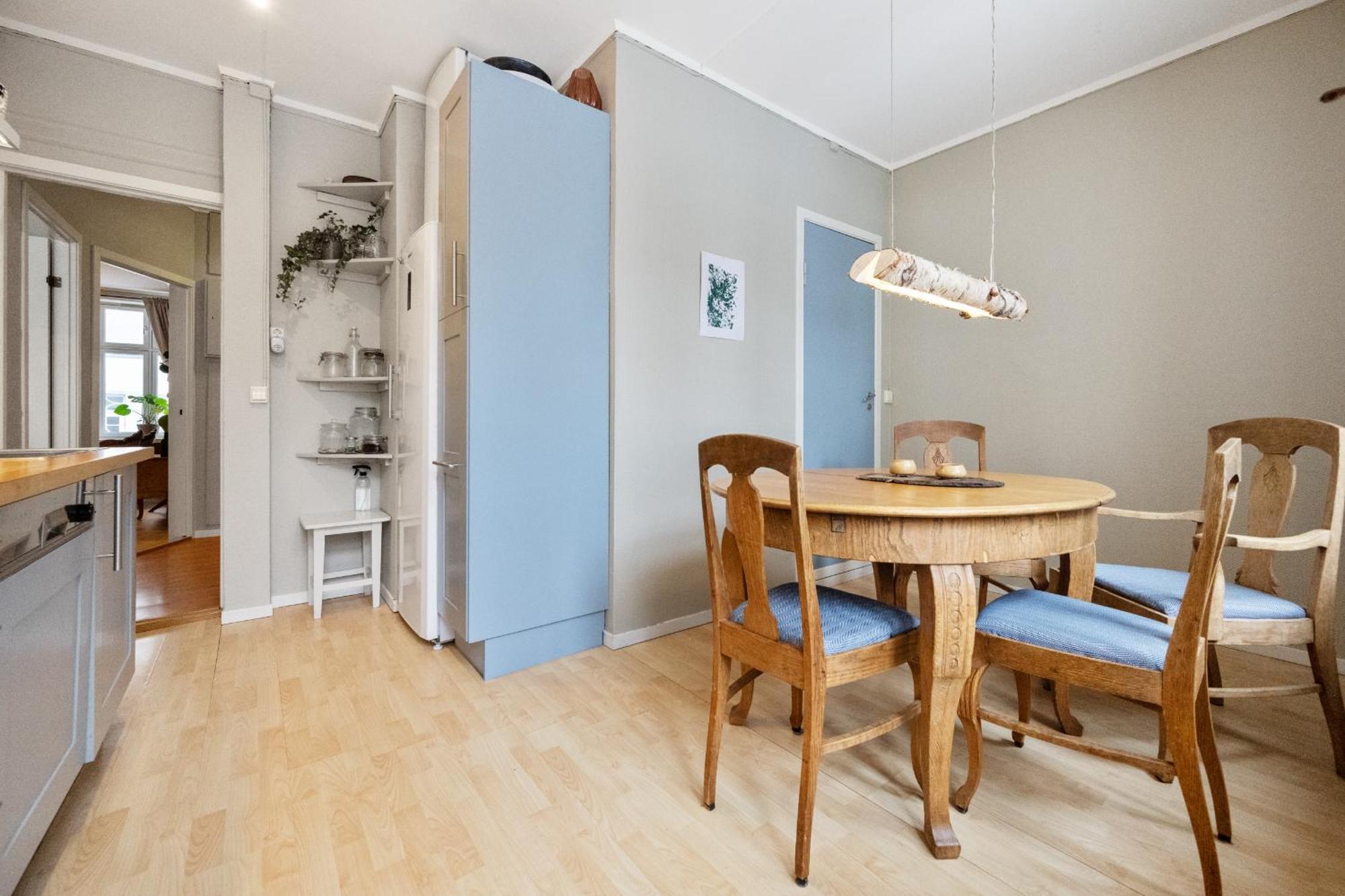 Spacious & Cozy Hideaway With Central Location