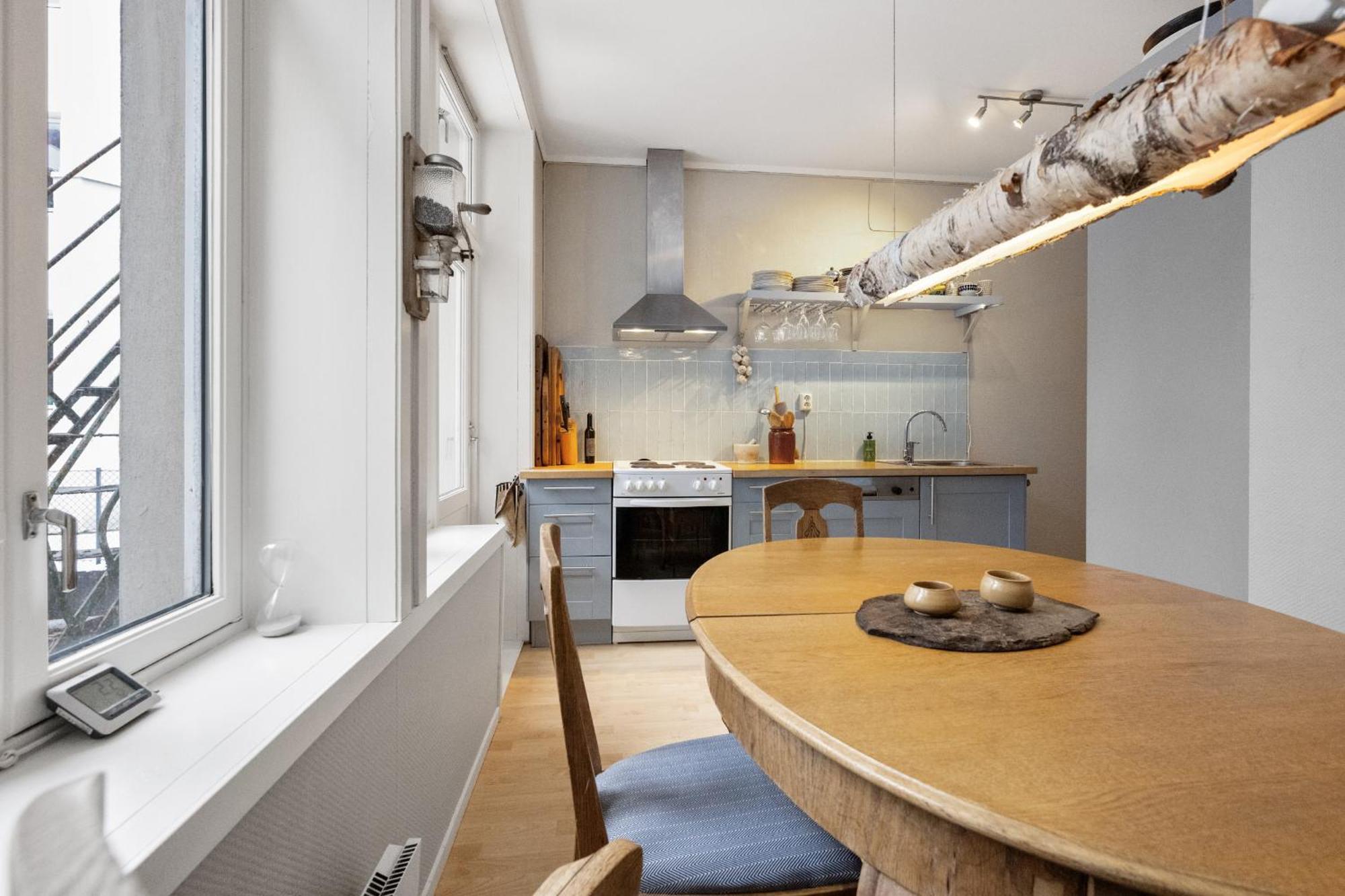Spacious & Cozy Hideaway With Central Location *
