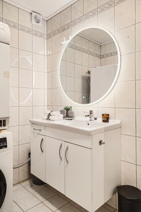 New! Modern And Comfy City Apt! Apartment Bergen