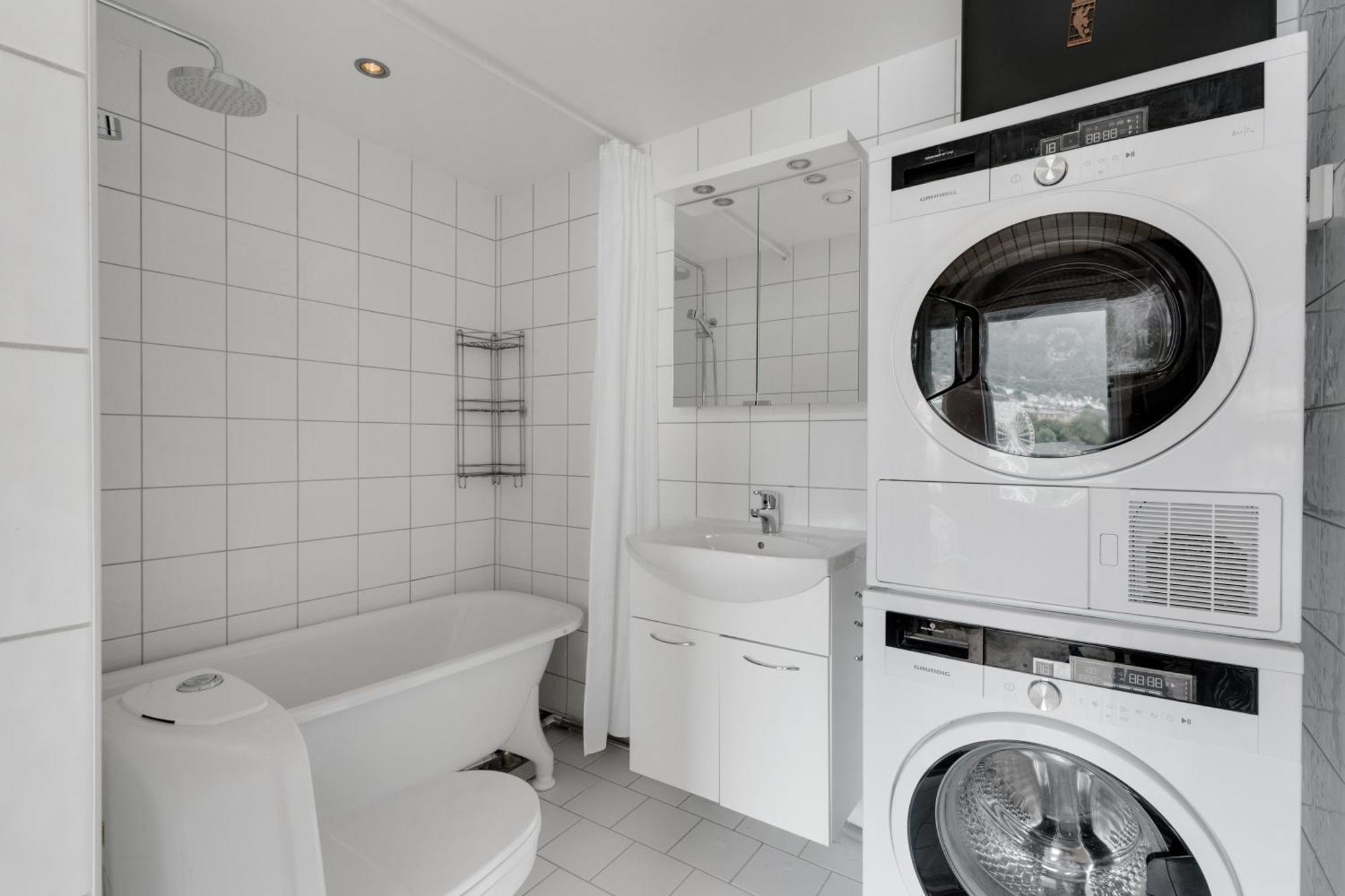 Unique Gem Overlooking The World Famous Bryggen Apartment Bergen