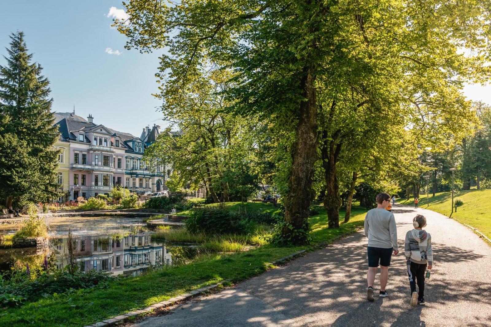 Dinbnb I Of Both Worlds I 80sqm With 2 Baths And Bathtub Lägenhet Bergen