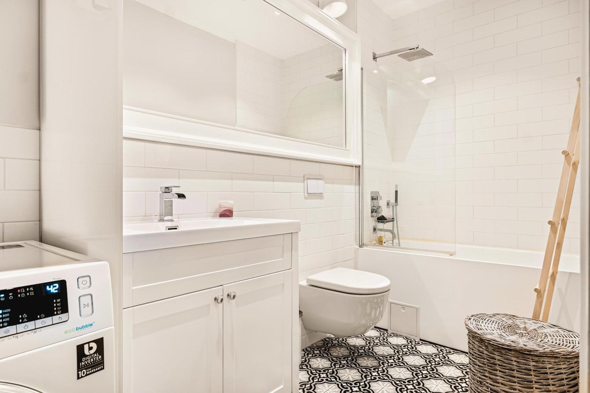 Lägenhet Dinbnb I Of Both Worlds I 80sqm With 2 Baths And Bathtub Bergen