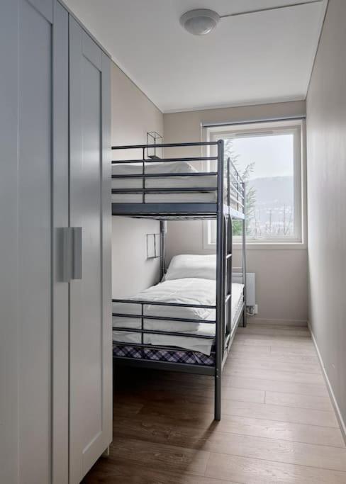 Appartement Sentrumsnaer Og Romslig 4-roms Leilighet Bergen