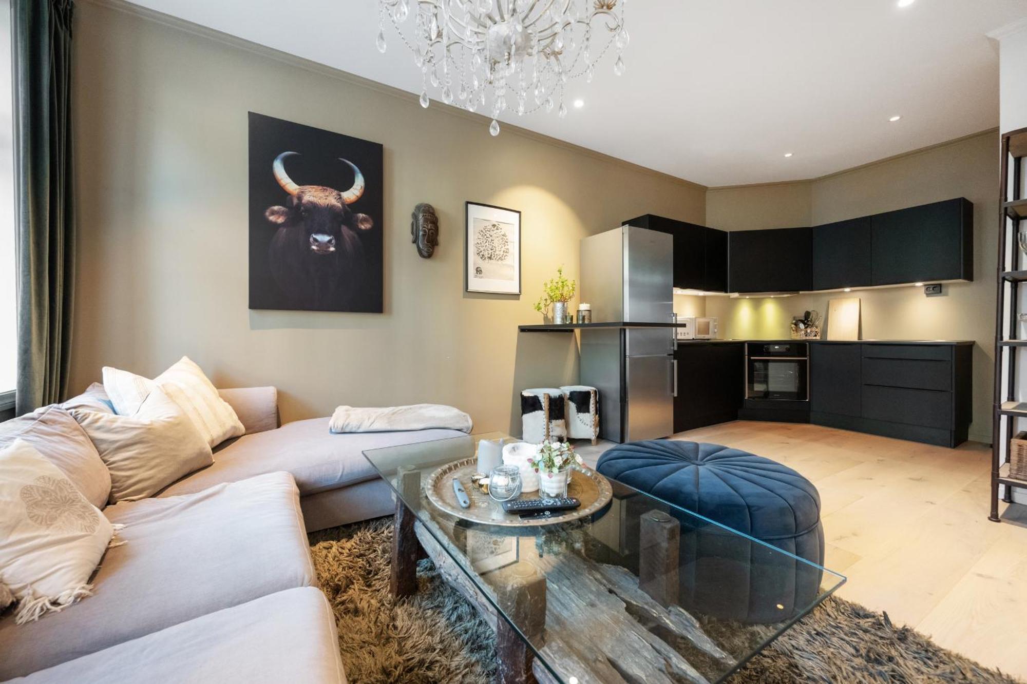 Modern 2nd-floor Luxury Apartment Bergen