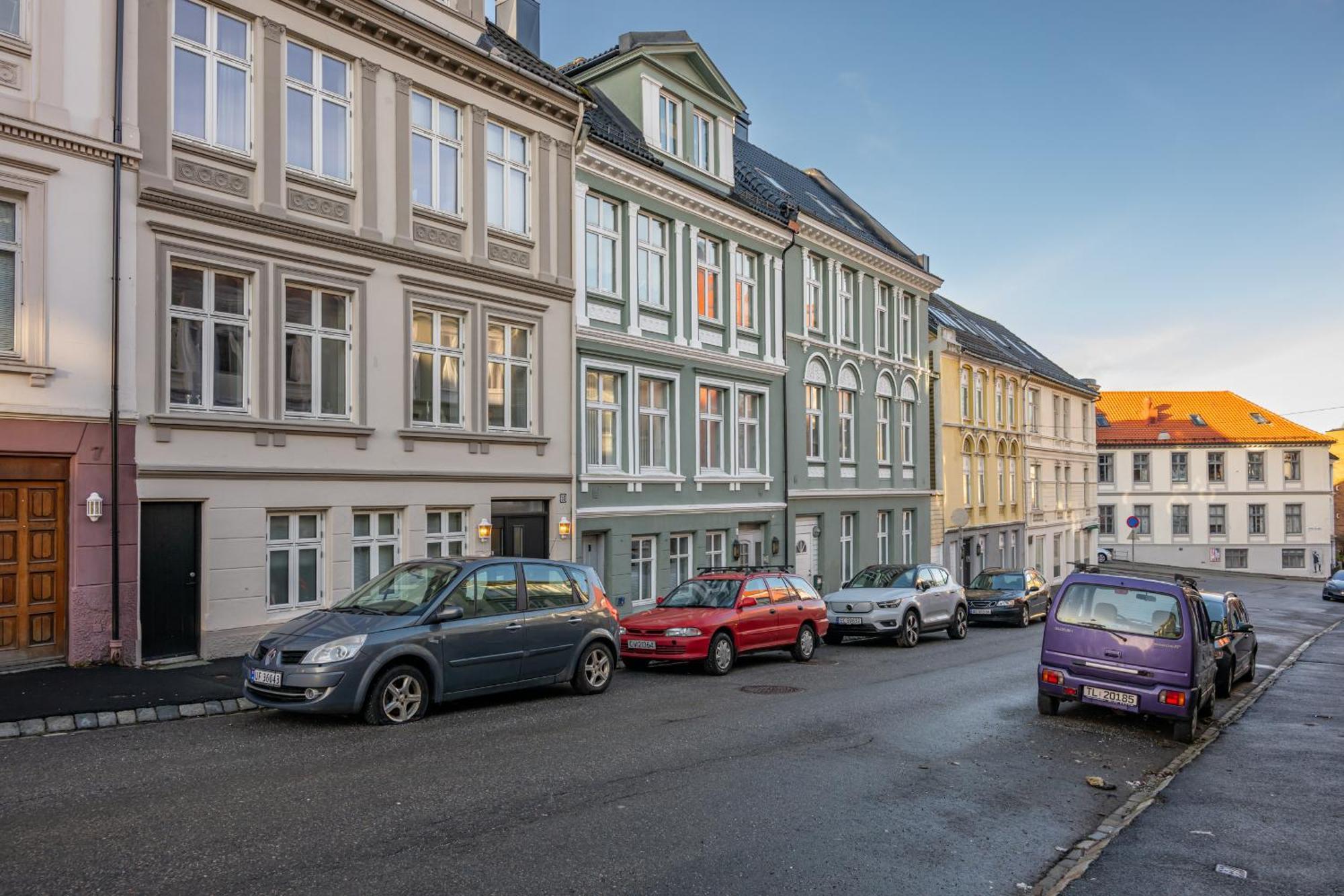 Modern 2nd-floor Luxury Apartment Bergen