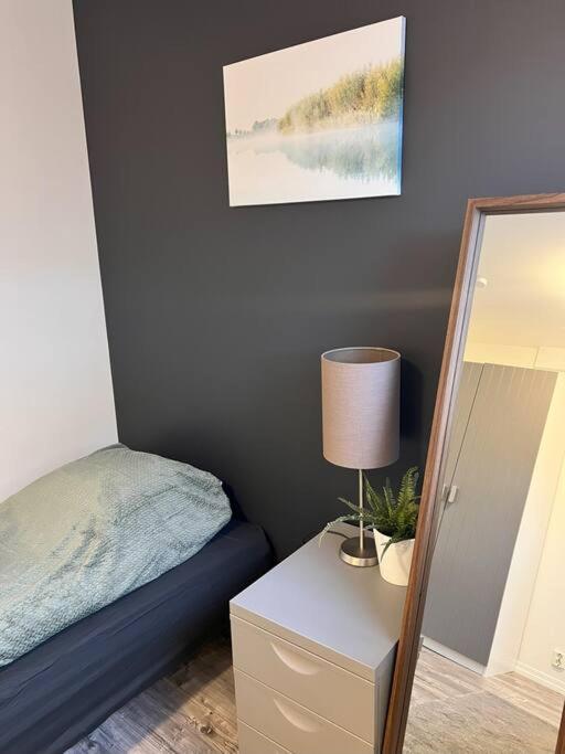 Spacious And Beautiful In With Free Parking Bergen