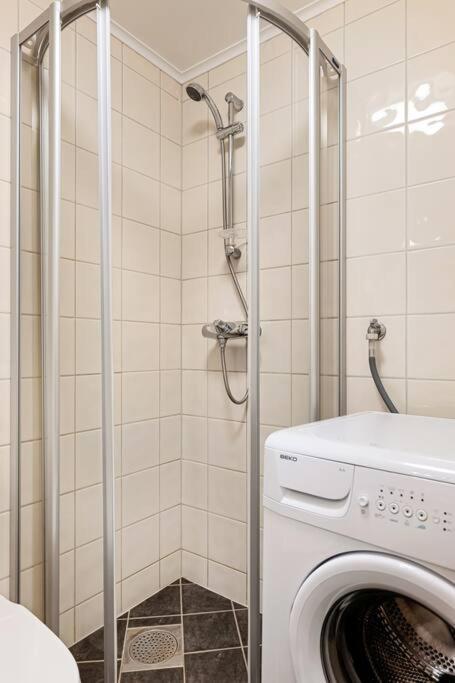 Fresh Apartment, A Short Walk From Bryggen Bergen