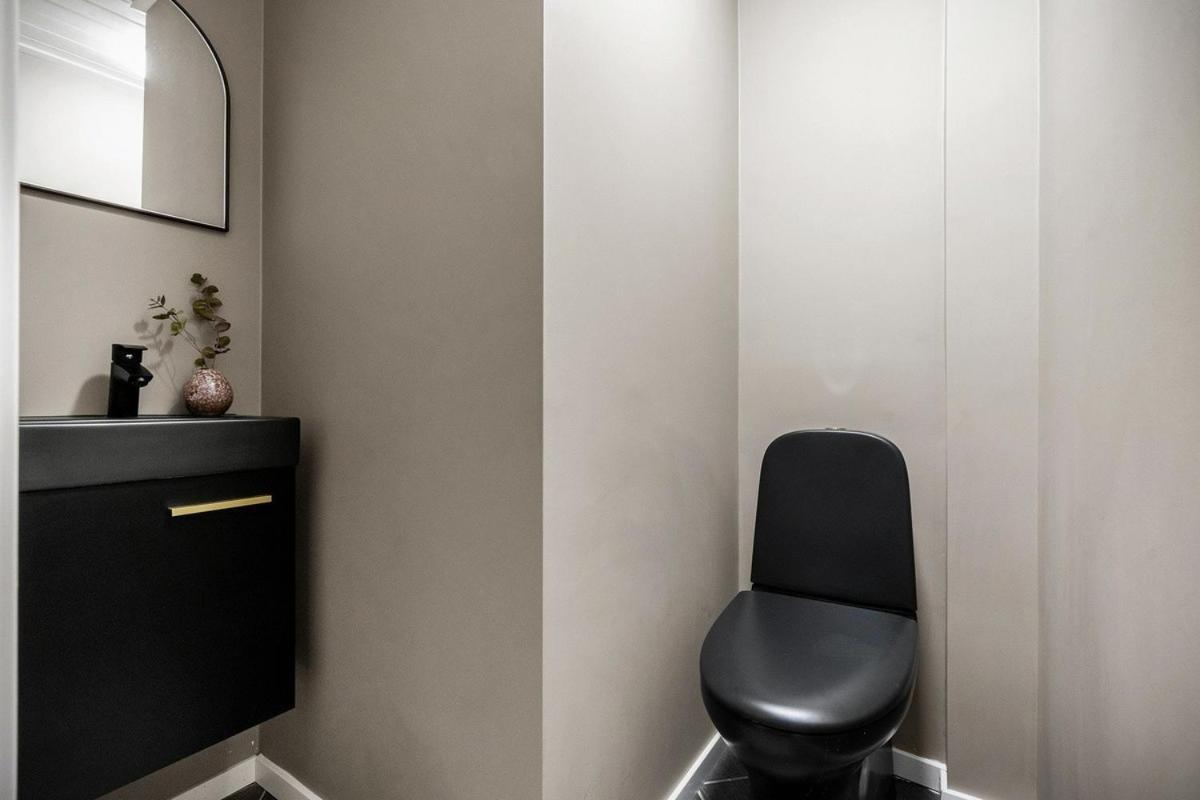 Homerentals L 120sqm Mid-central - King Beds - 500mbps Wi-fi Lägenhet Bergen