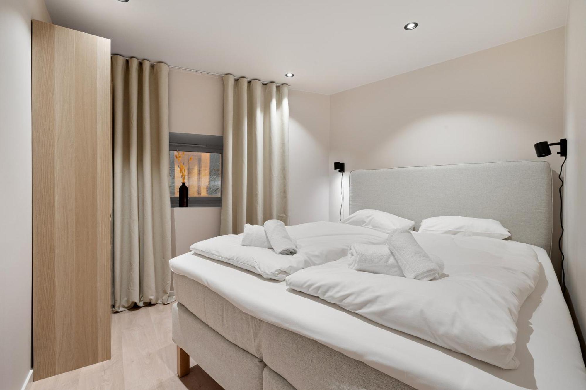 Renovated Jan 24 - Queen Beds - Behind Bryggen Apartment Bergen