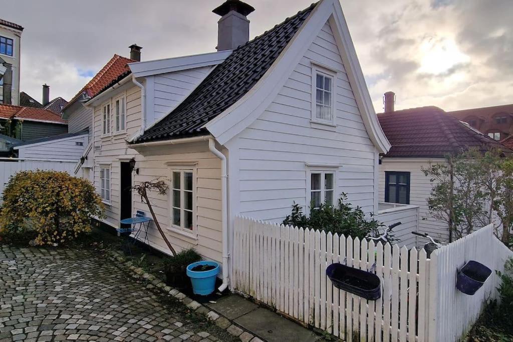 Det Gronne Huset I Verftsgaten Villa