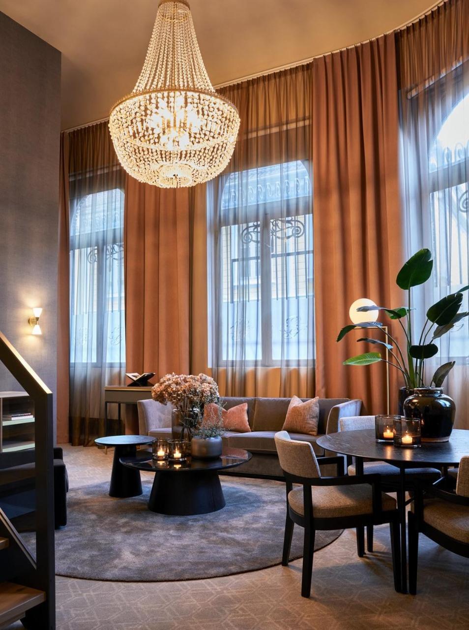 Hotel Opus 16