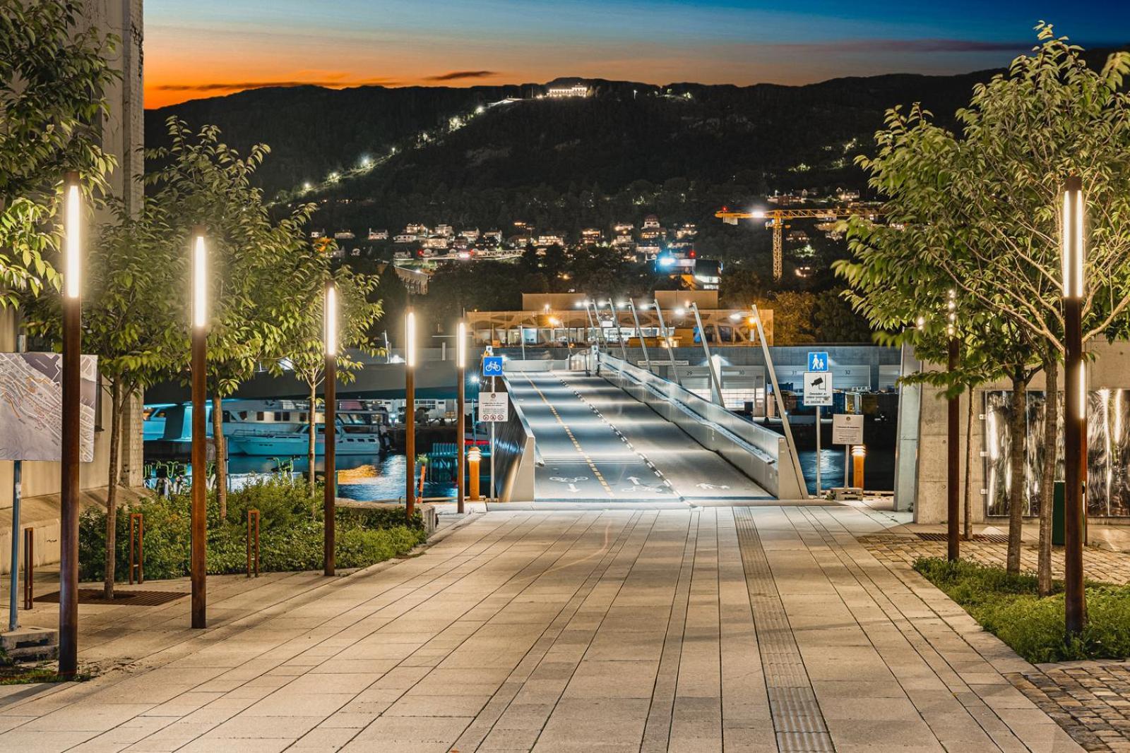 I Topp Etasje Med Flott Stor Felles Takterrasse Bergen