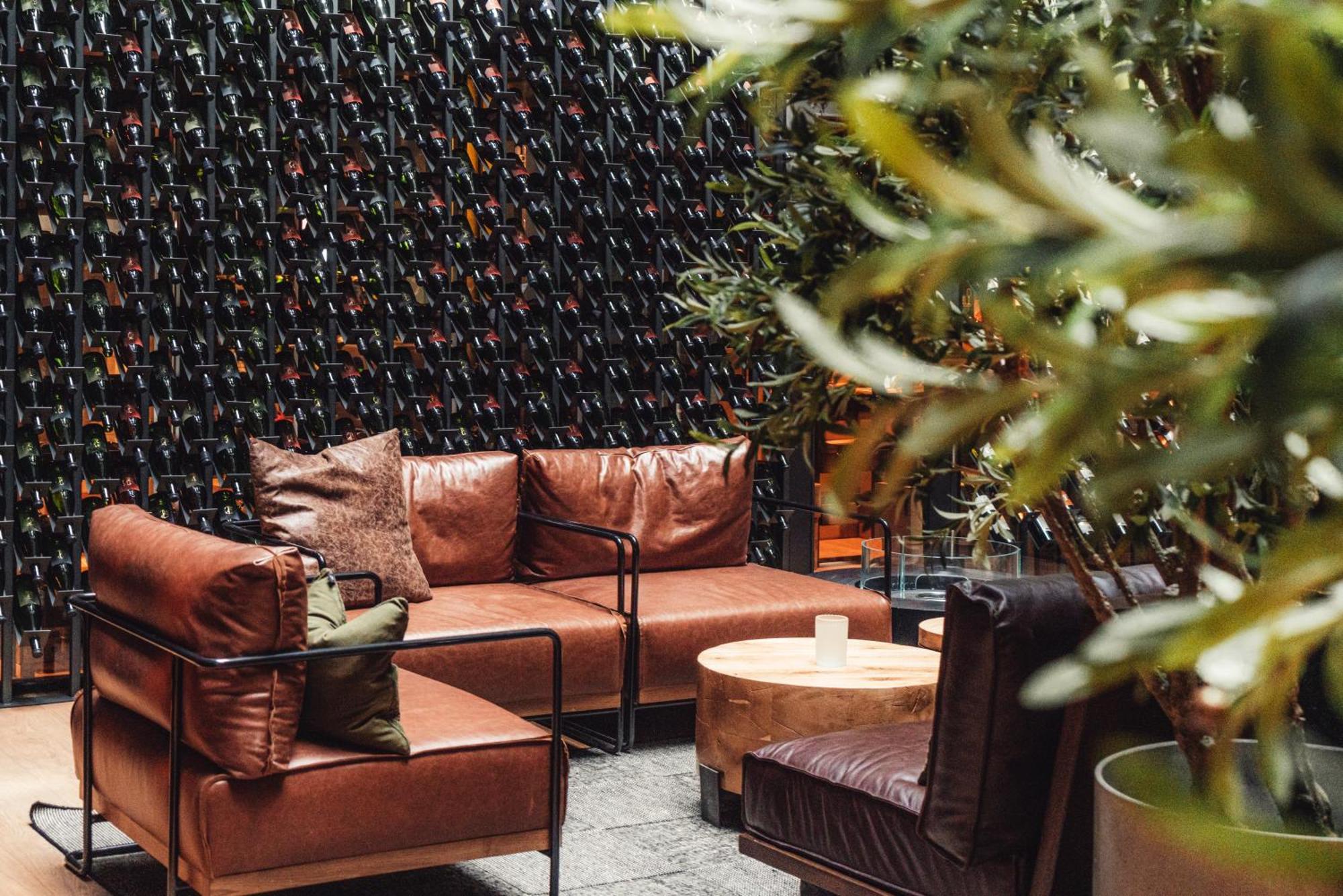 Hotell Magic & Kloverhuset 4*