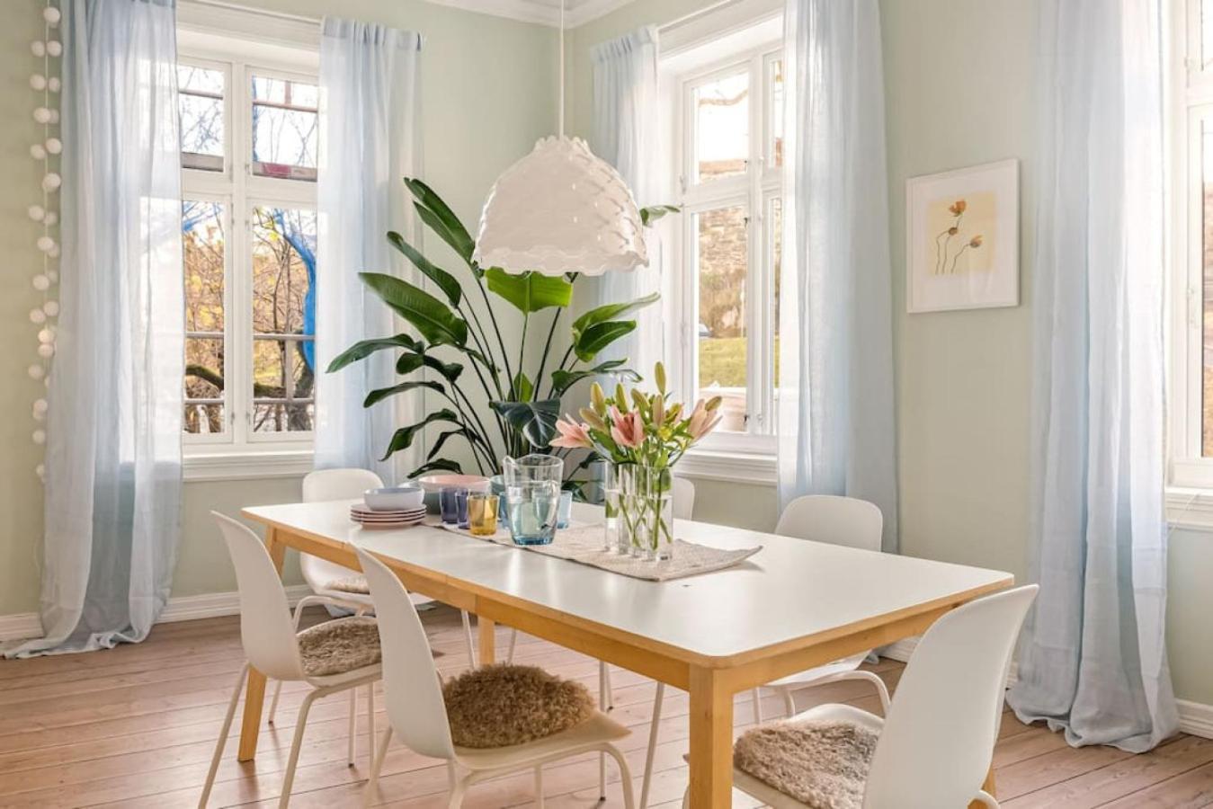 Dinbnb Homes I Historical 1896 Residential Apartment *