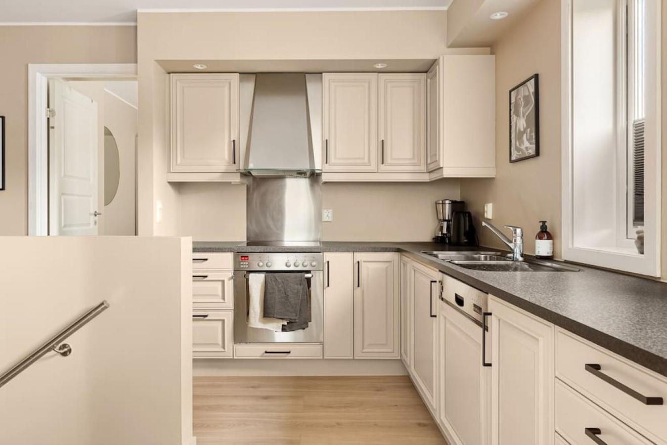 Dinbnb I Family-friendly By Sea Pool I 2 Floors & 2 Bathrooms * Bergen