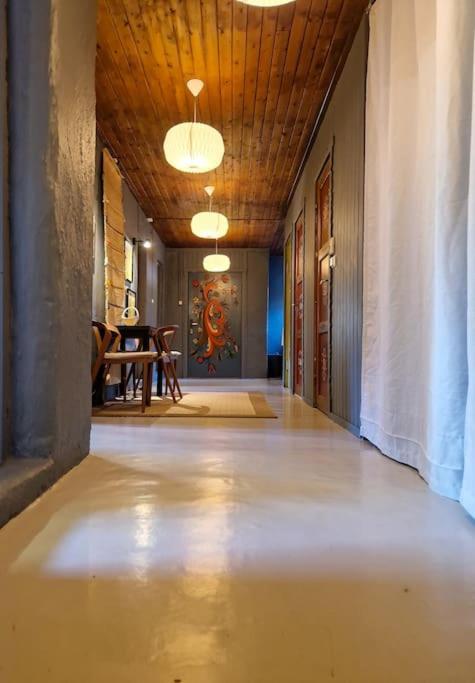 Cosy Ground Floor With Three Bedrooms Apartment *