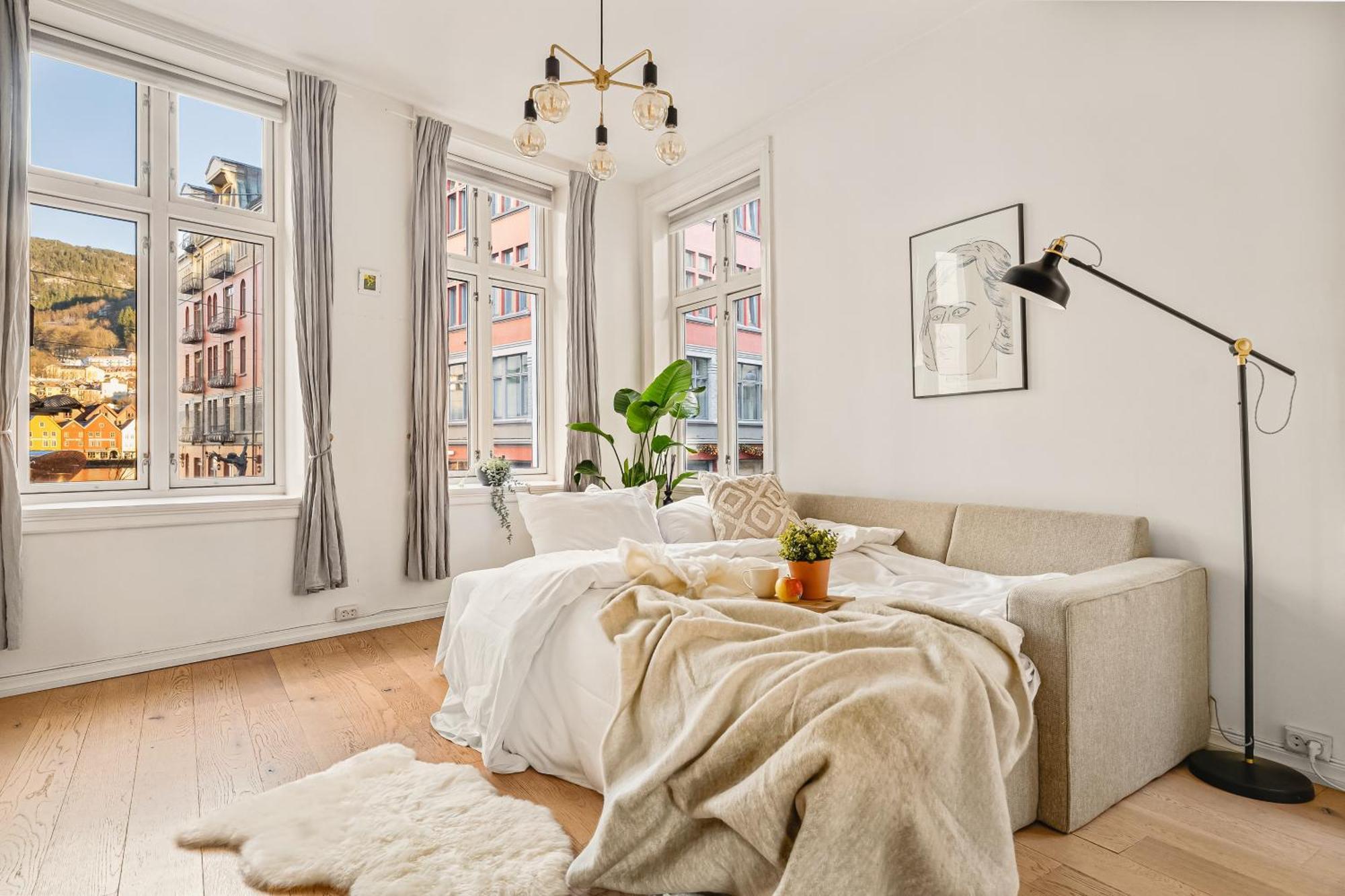 Live In Historic Building - View To Bryggen Bergen