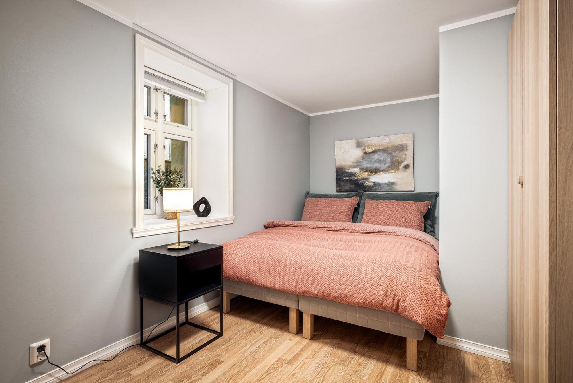 Rosen Apartment