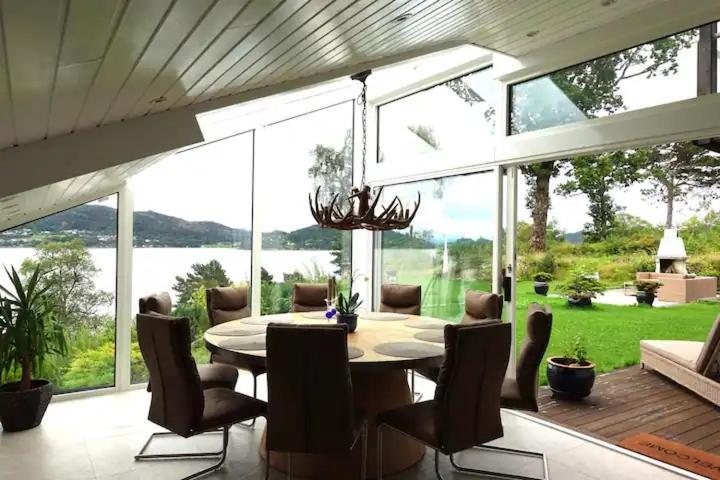 Arboretet: Seaside Retreat With Private Pool & Sauna In Villa