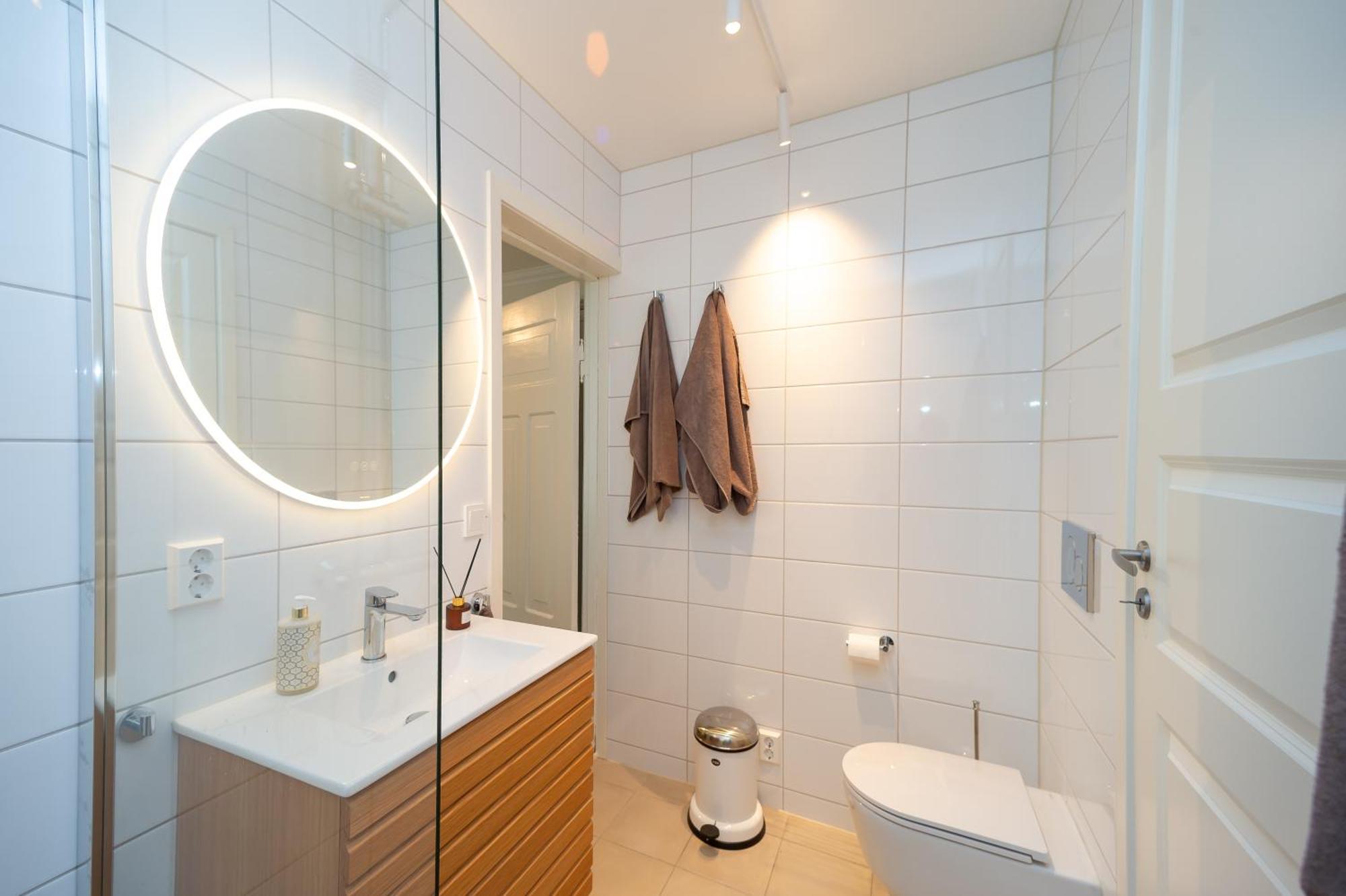 Apartment Historisk Sjarm - Moderne Komfort 10min Fra *