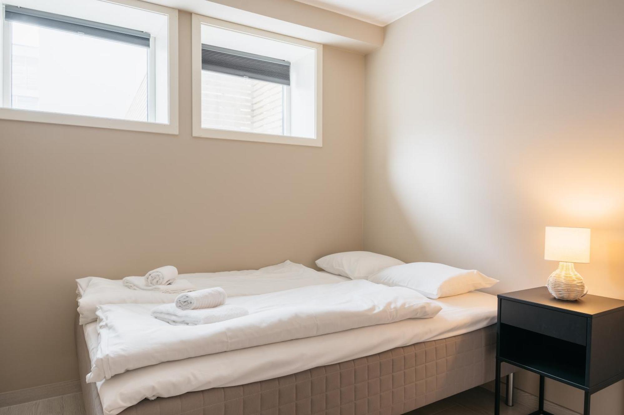 L Urban - Spacious With Private Terrace