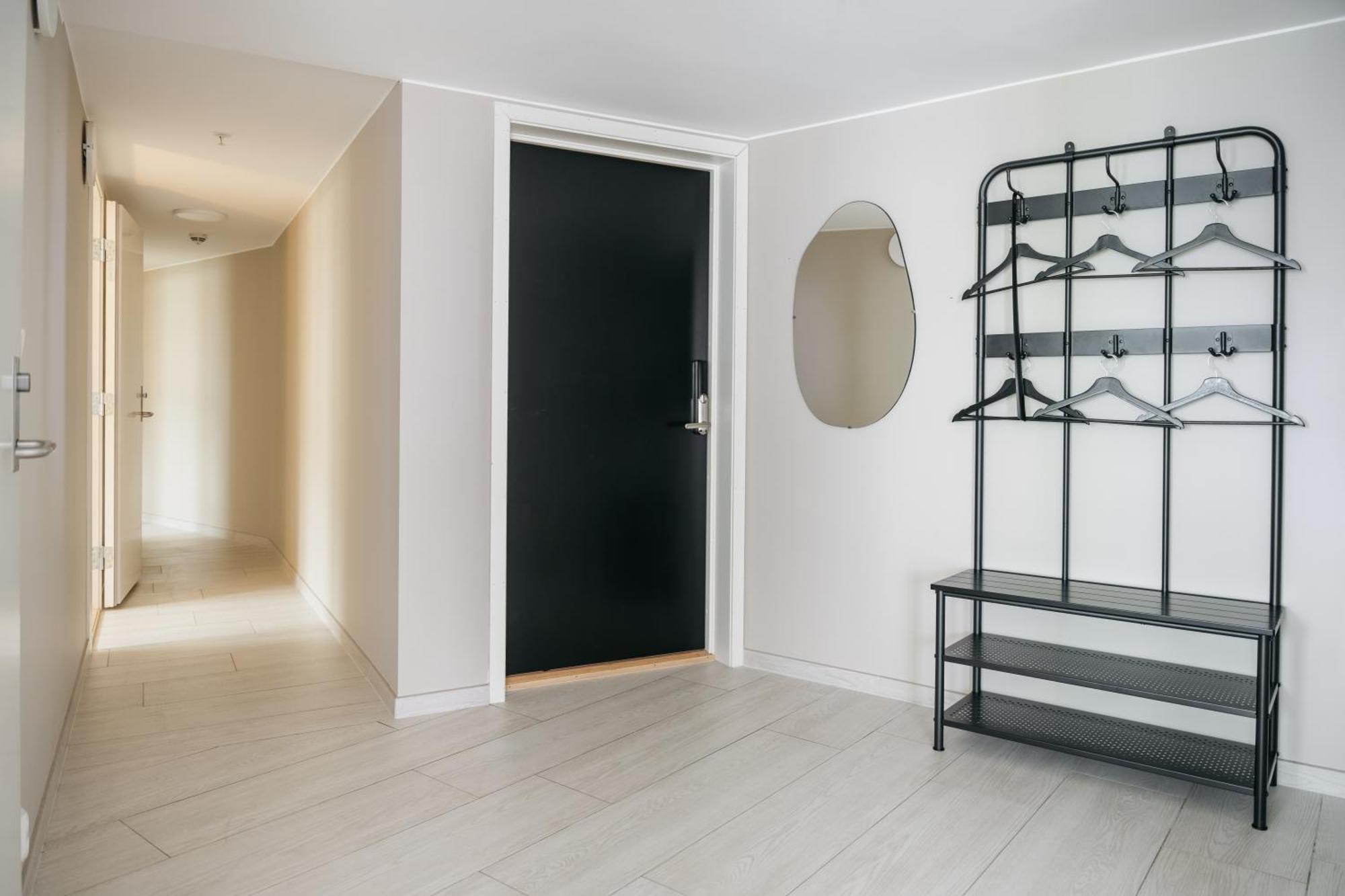 L Urban - Spacious With Private Terrace Apartment Bergen