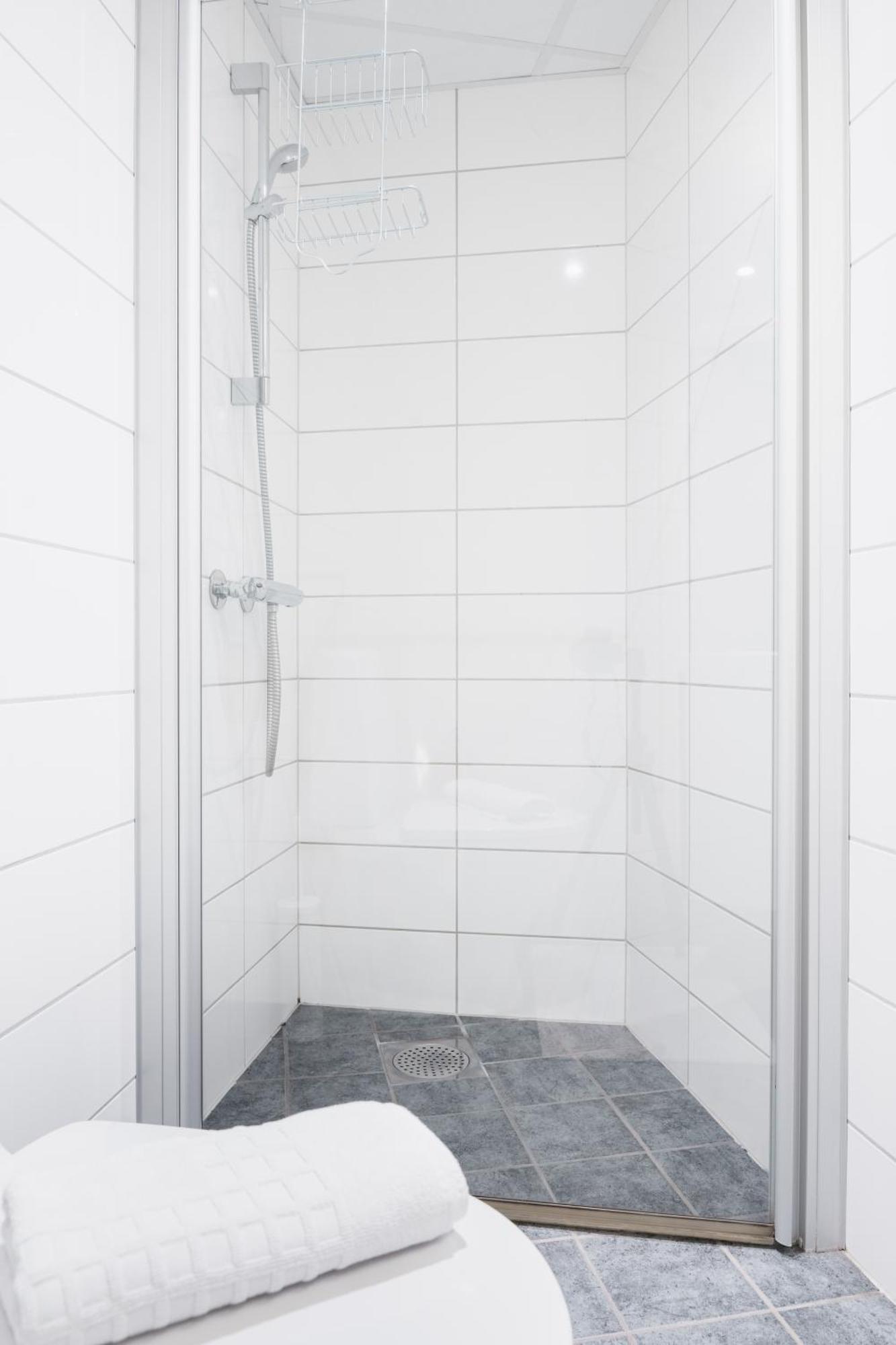 L Urban - Spacious With Private Terrace *