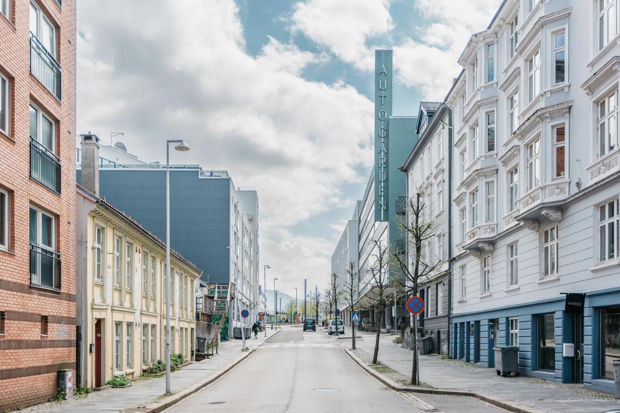 Urban - Scandinavian Comfort With Private Balcony Apartment Bergen