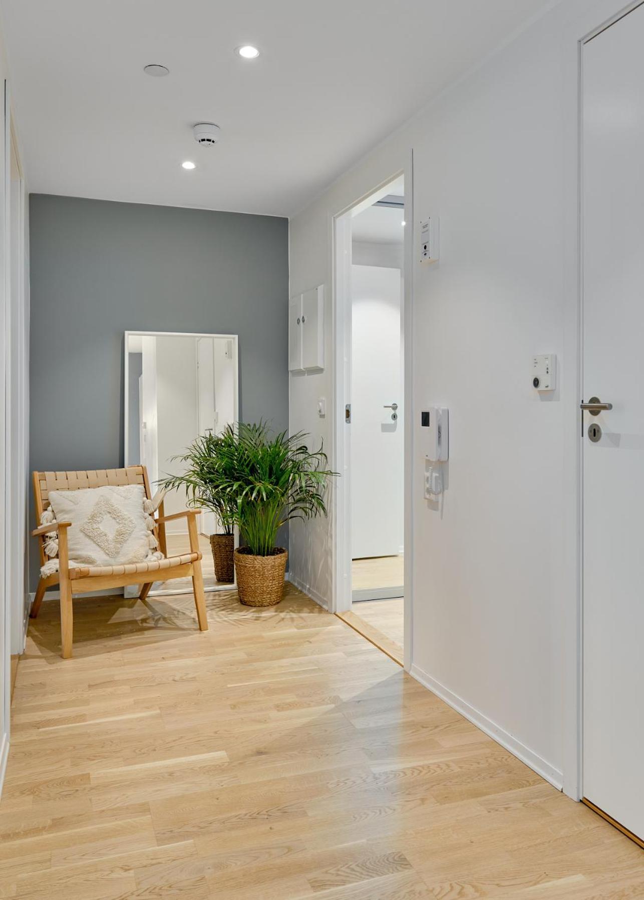 Apartment Stylish 2-br Retreat In Heart Of Vibrant *