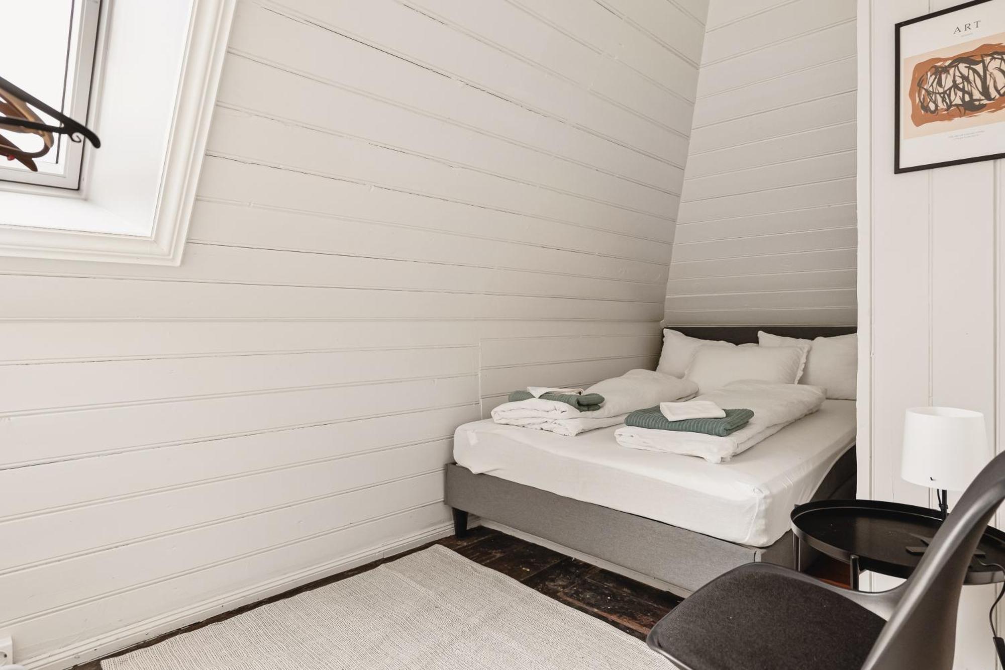 Apartment 2024 Renovated Luxury Penthouse! Up To 9 Guests! Bergen
