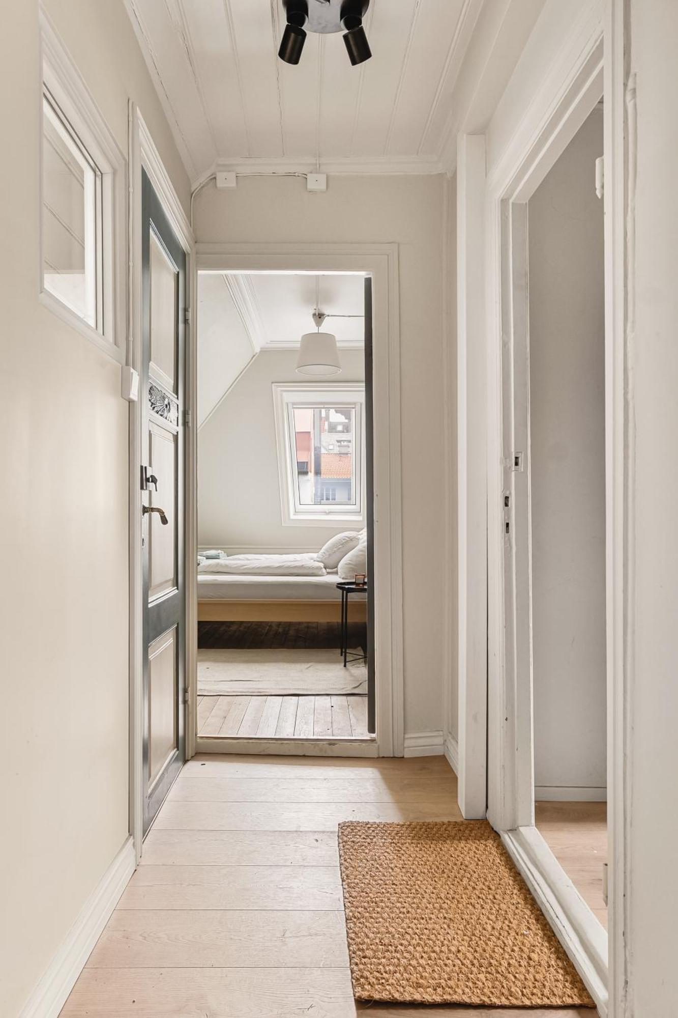 2024 Renovated Luxury Penthouse! Up To 9 Guests! Bergen