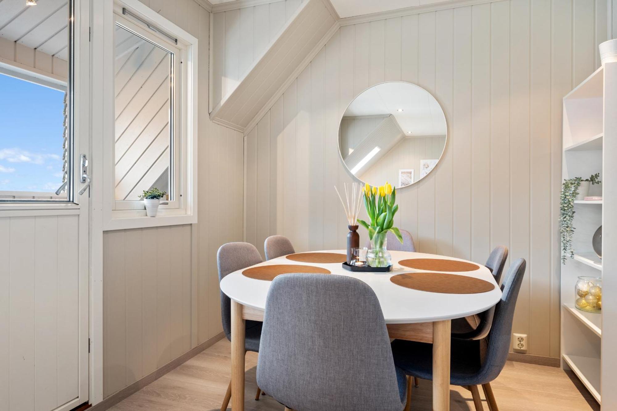 Top-floor W/great View Apartment Bergen
