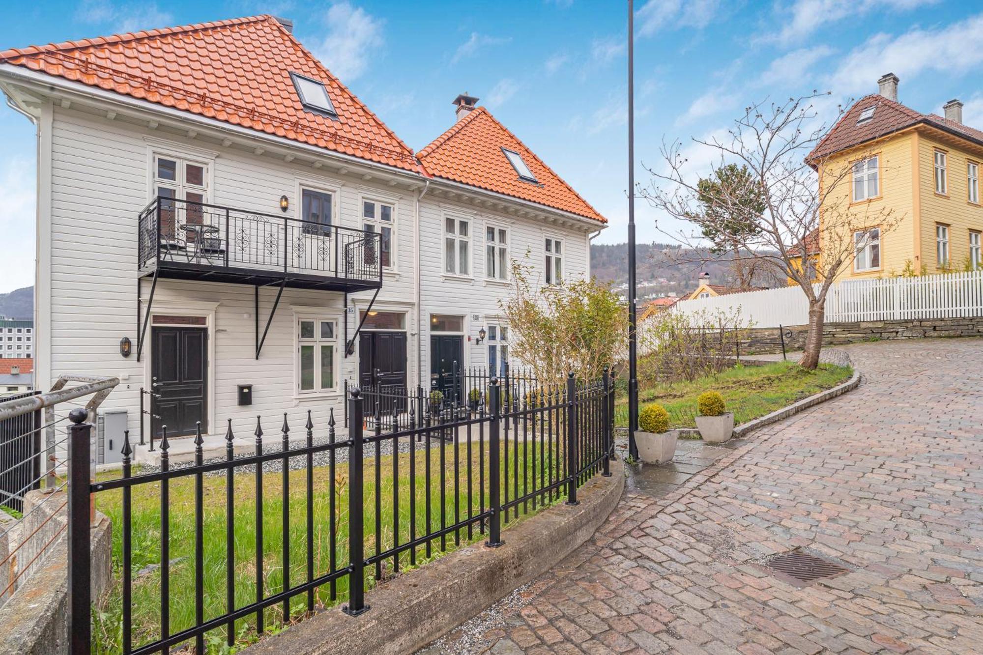 Big House With Ocean View Close To City Center! Bergen
