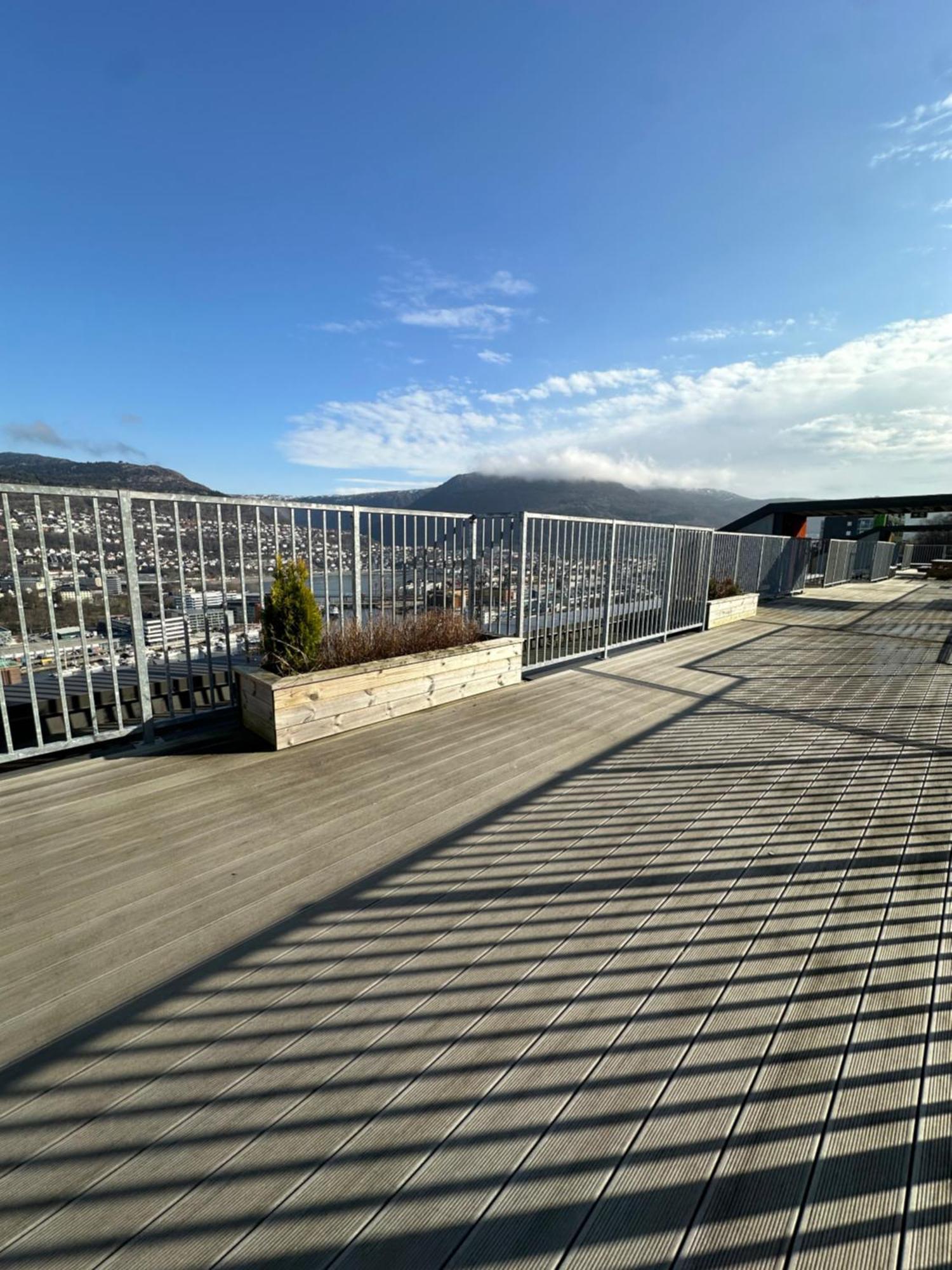 Med Nydelig Utsikt Over * Bergen