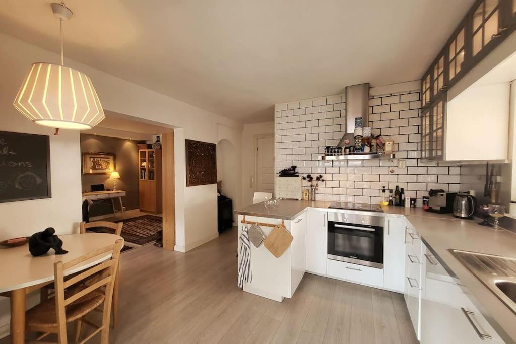 Superb And Central Place! Airb&b Favorite Apartment
