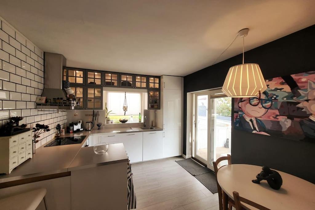 Superb And Central Place! Airb&b Favorite Apartment