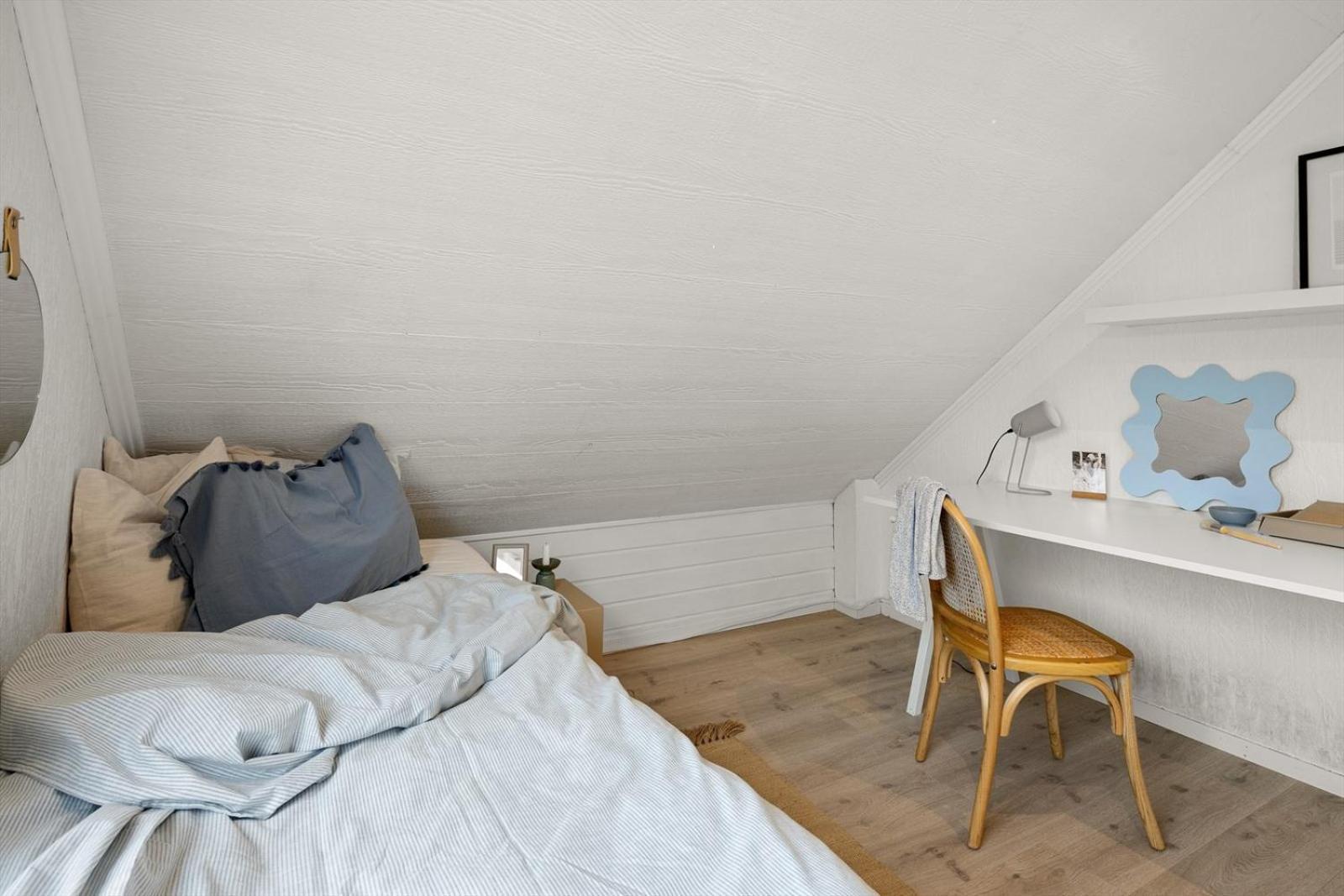 A Beautiful 3-bedroom With Stunning Views And Free Parking *