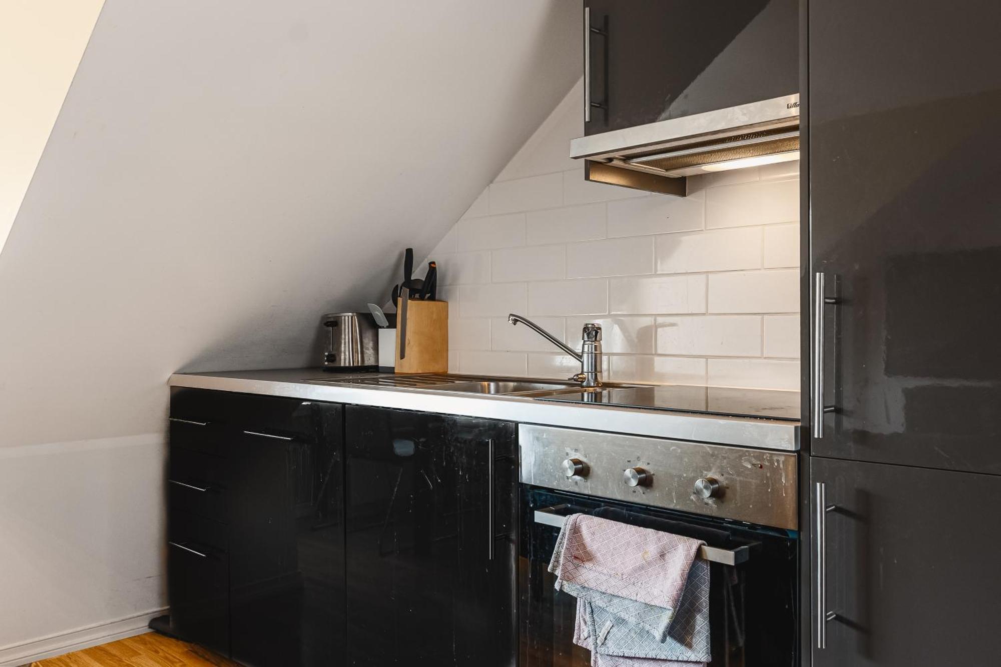 Dinbnb I Dockside With Modern Kitchen And Workspace *