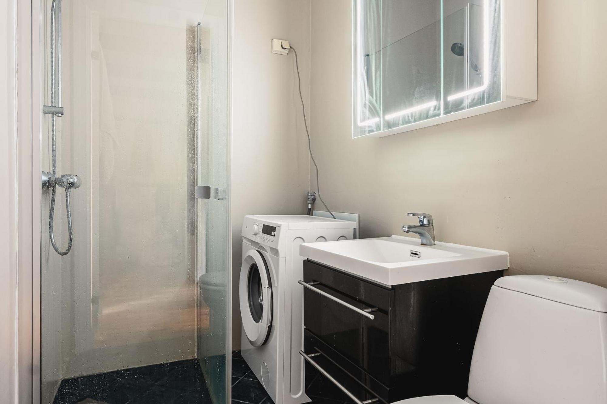 Appartement Dinbnb I Dockside With Modern Kitchen And Workspace Bergen