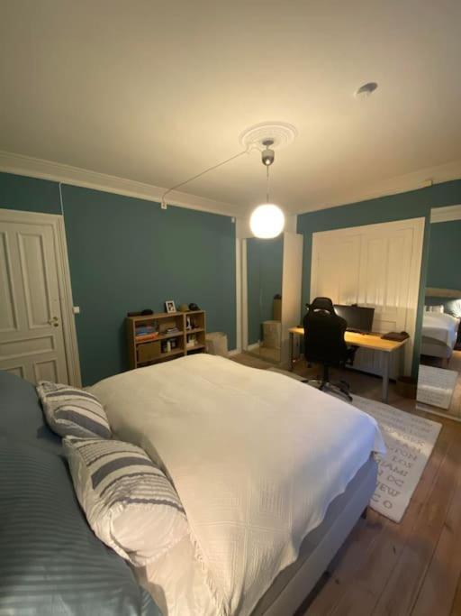 Apartment Dinbnb I 104 Sqm Of Comfort I 450m To I Bathtub *