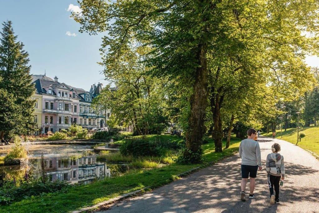 Centrally Located - Beautiful & Bright Appartement Bergen