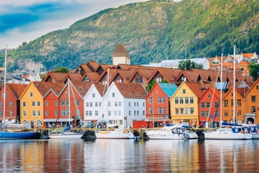 Moderne Med Fjordutsikt Og Spabad 25.min. Fra Sentrum Holiday home *