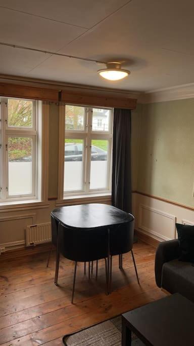 Apartamento Cozy In Popular Street Bergen