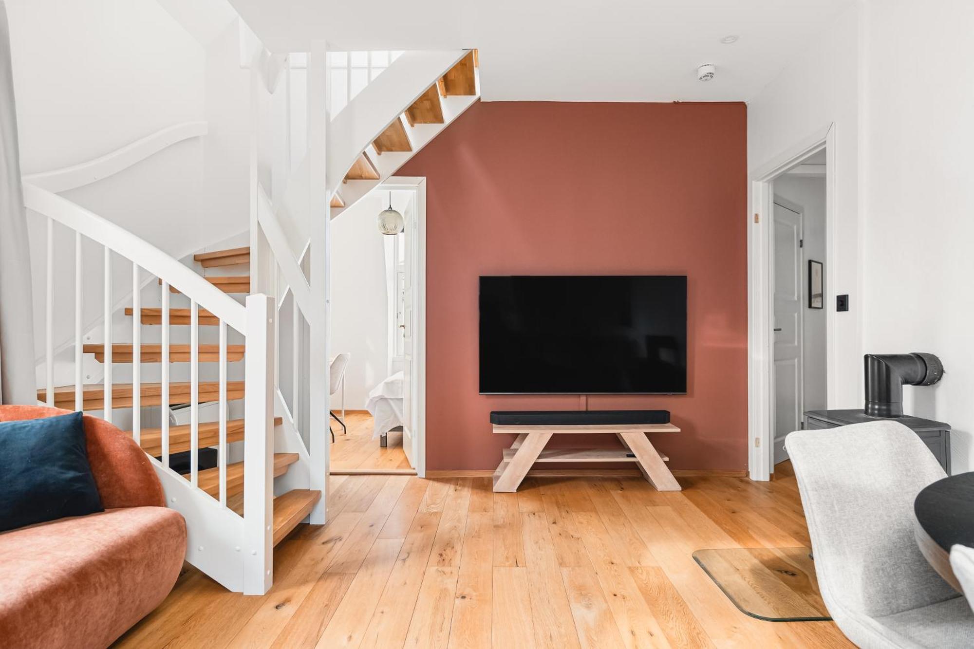 2-story Top Floor I 3x Work Space I Shared Garden