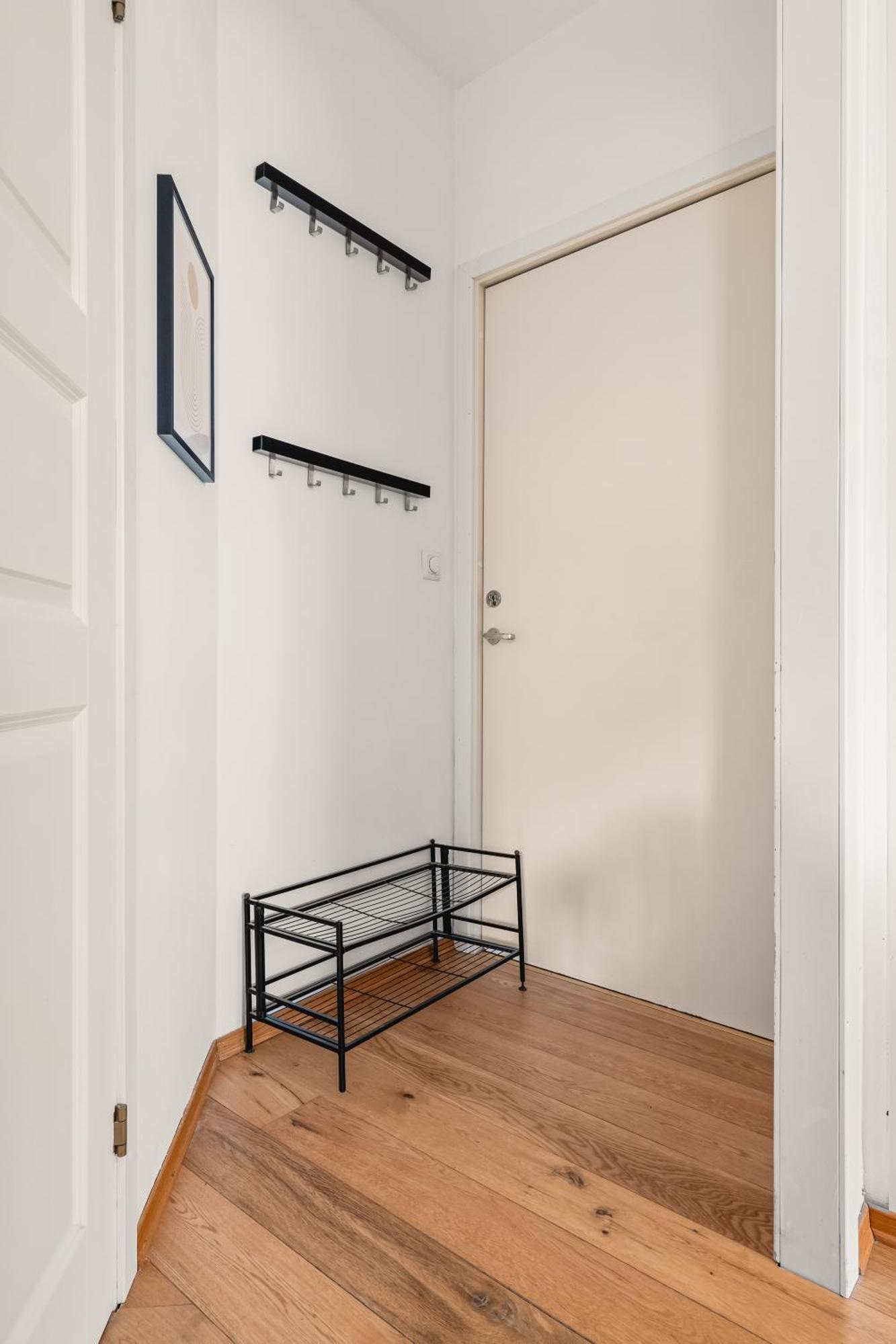 Apartment 2-story Top Floor I 3x Work Space I Shared Garden